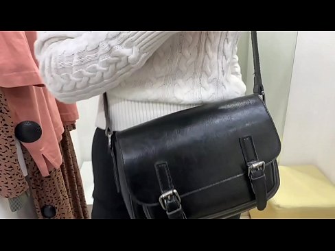 ❤️ Veřejná masturbace mladé feny FeralBerry s dildem ve fitku ☑ Šukání video u cs.yespornpics-com.ru ❌❤